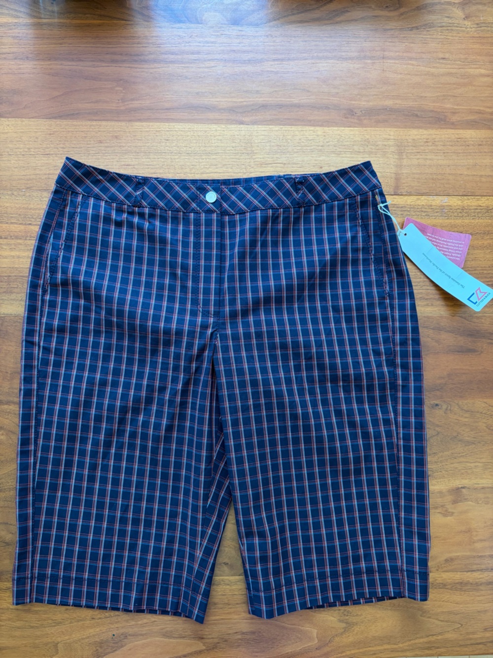 Cutter & Buck NWT Womens Size 10 Navy Blue Golf Shorts Tennis Pickleball Annika